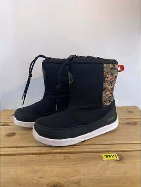 Unity Two Moon Walker Snow Lodge Boots Men’s US 12 Black Camo Winter Après